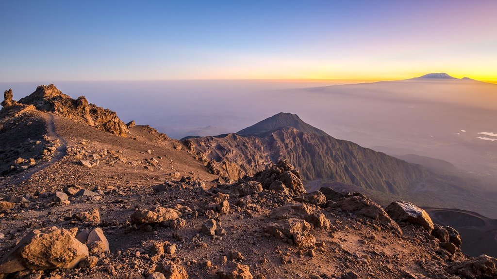3 Days Mount Meru Trekking